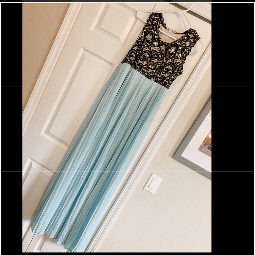 Pinkblush lace and light blue dress size M